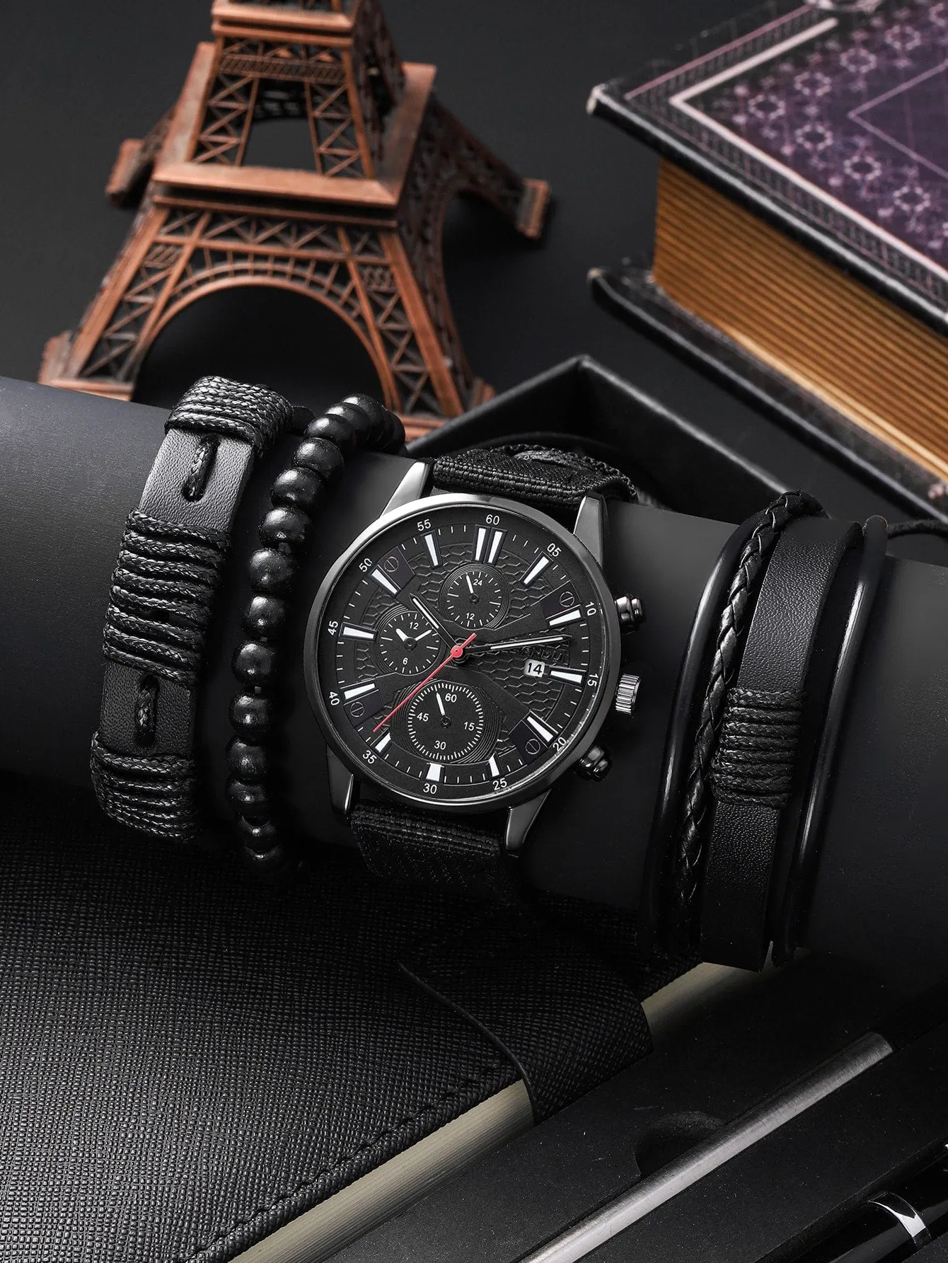 1pc Men Round Pointer Quartz Watch & 3pcs Bracelet