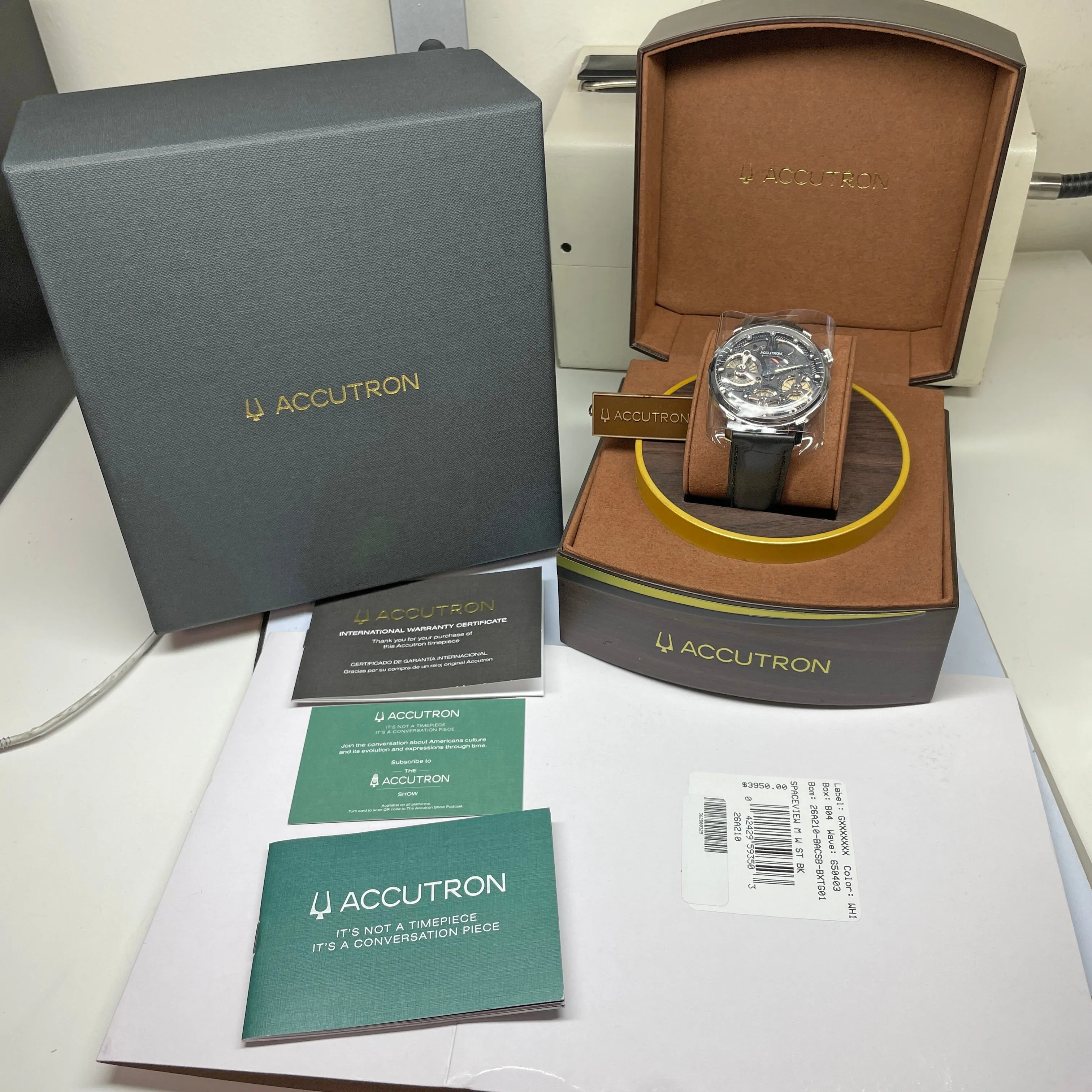 Accutron Spaceview Evolution ElectroStatic Black Dial Watch 26A210