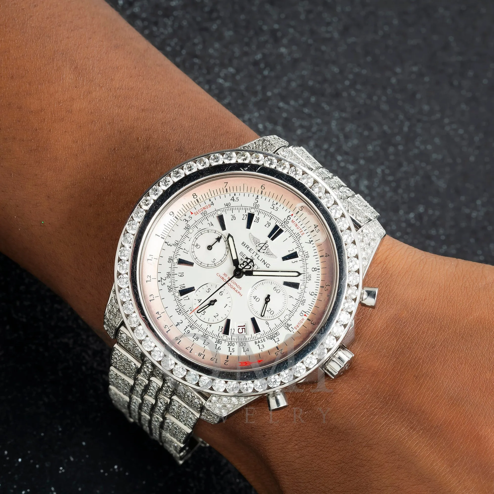 Breitling Bentley Motors A25362 49MM White Dial With Diamond Bezel And Bracelet 8.00 CT