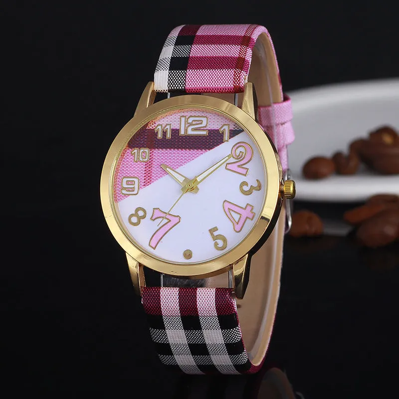 Casual Women's Quartz Wrist watches Leather Women's Bracelet