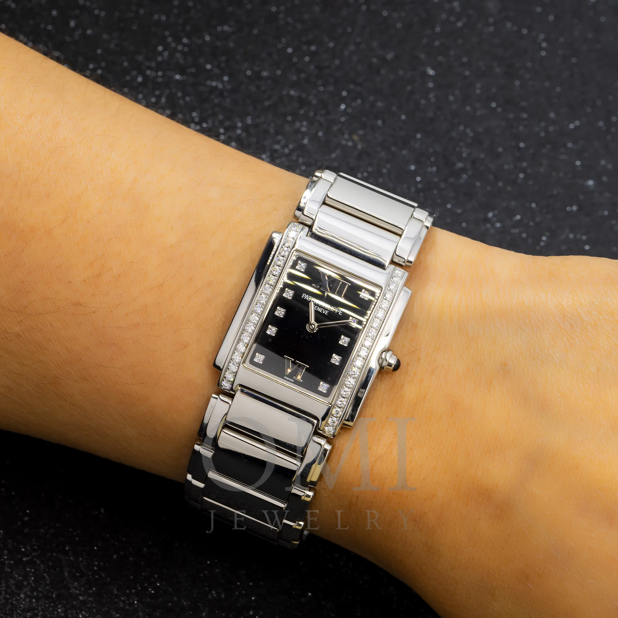 PATEK PHILIPPE TWENTY~4 LADIES STAINLESS STEEL GREY DIAL 4910/10A-010.