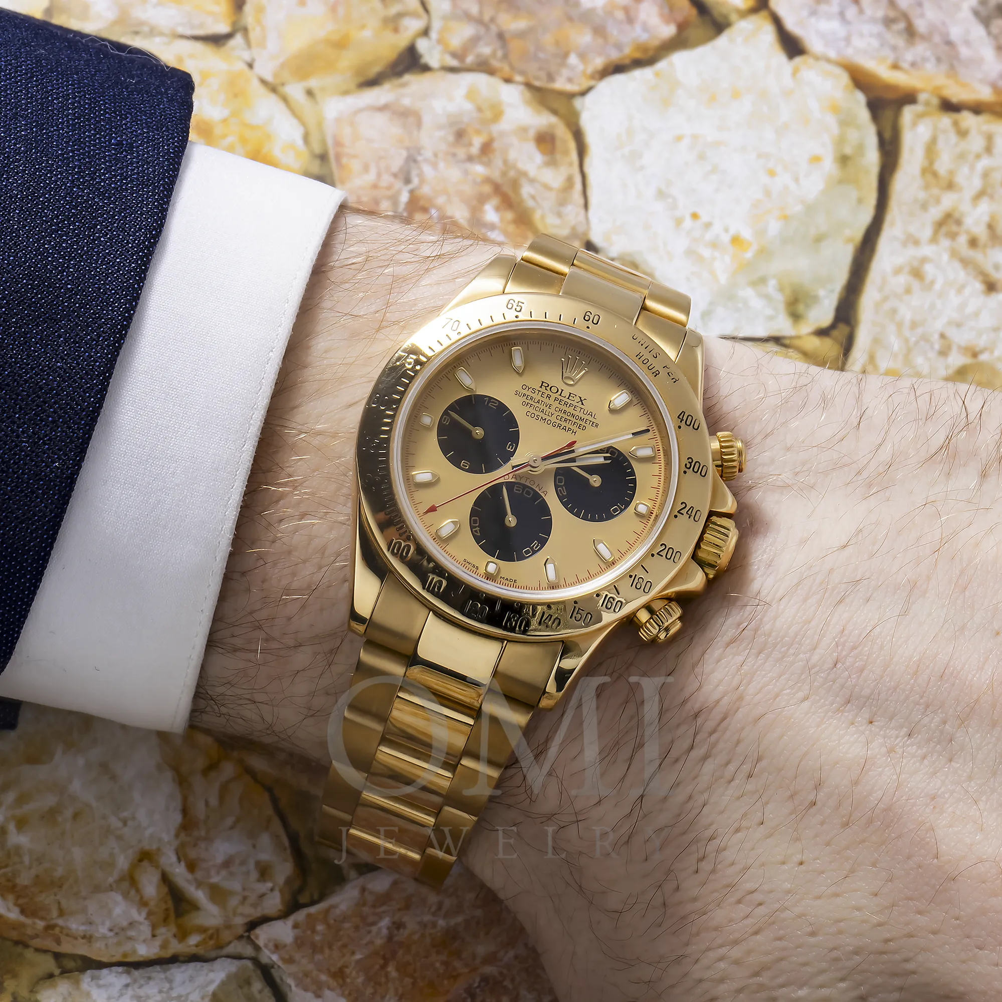 ROLEX DAYTONA 116528 40MM CHAMPAGNE DIAL WITH YELLOW GOLD BRACELET