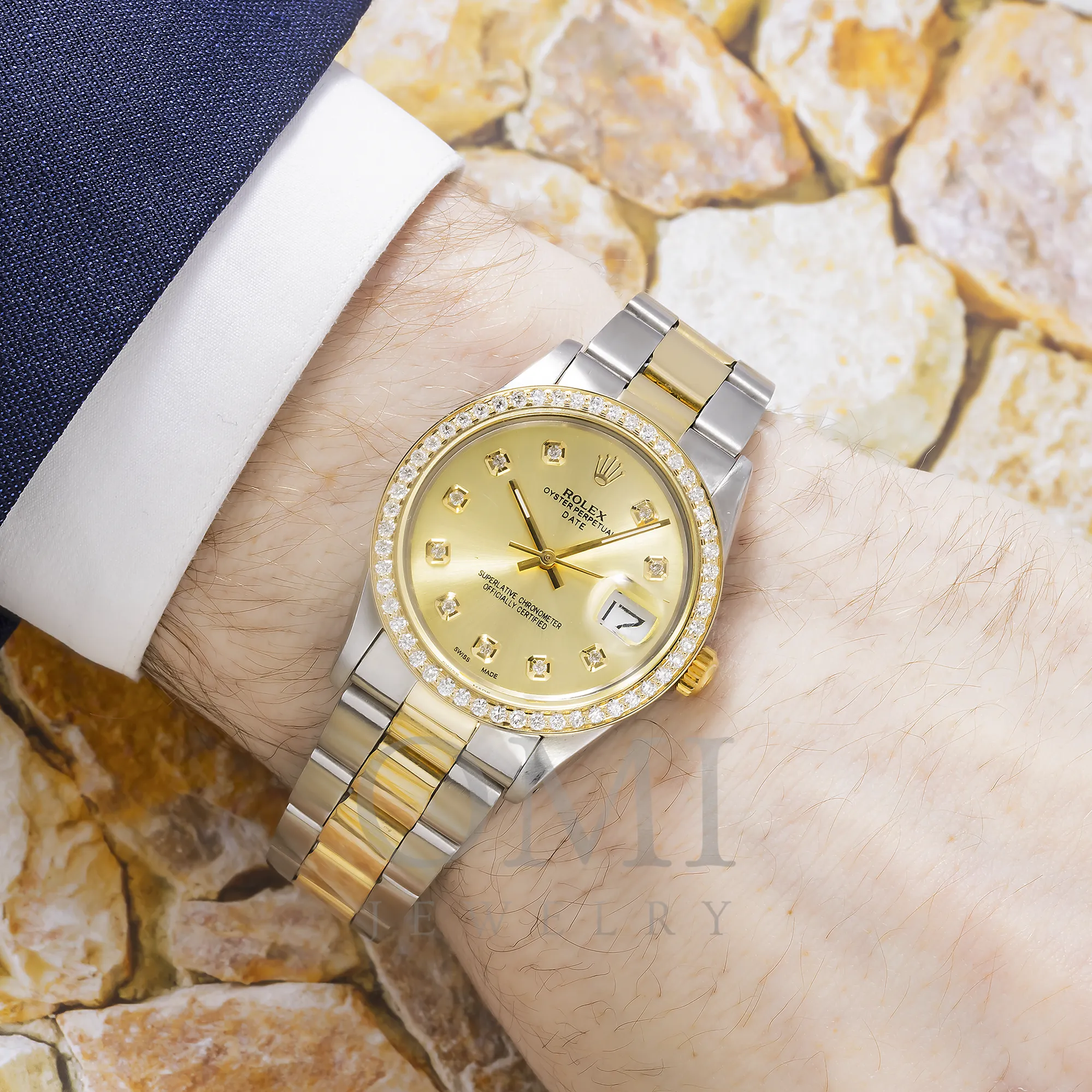 ROLEX OYSTER PERPETUAL DATE 15000 34MM CHAMPAGNE DIAL WITH TWO TONE OYSTER BRACELET